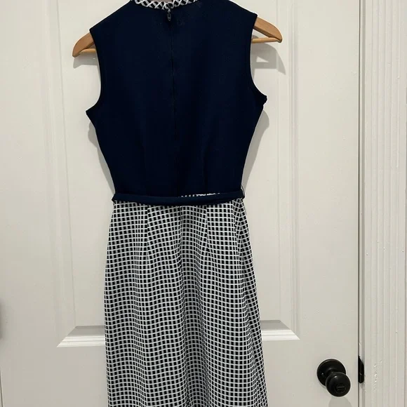 Vintage navy and white checked dress - polyester size 2 in modern sizing - Picture 3 of 9